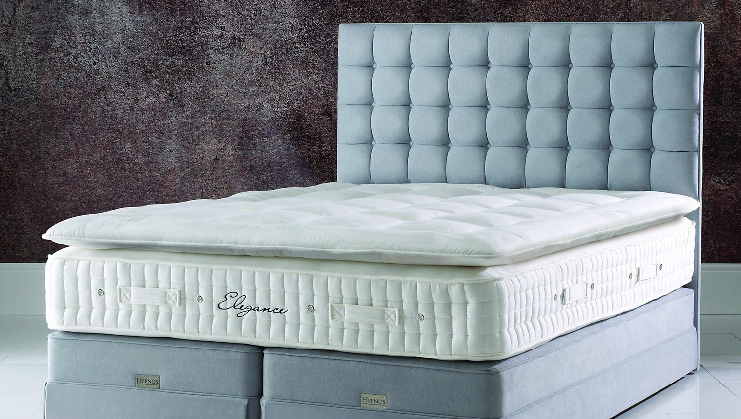 Fitting Mattress Accessories feature